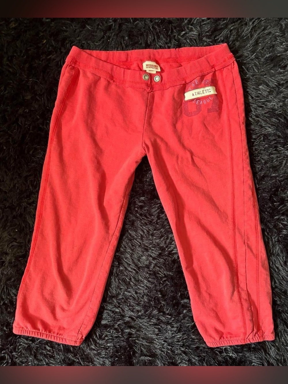 Vintage Y2k red Mossimo low rise capri sweatpants ~ size M